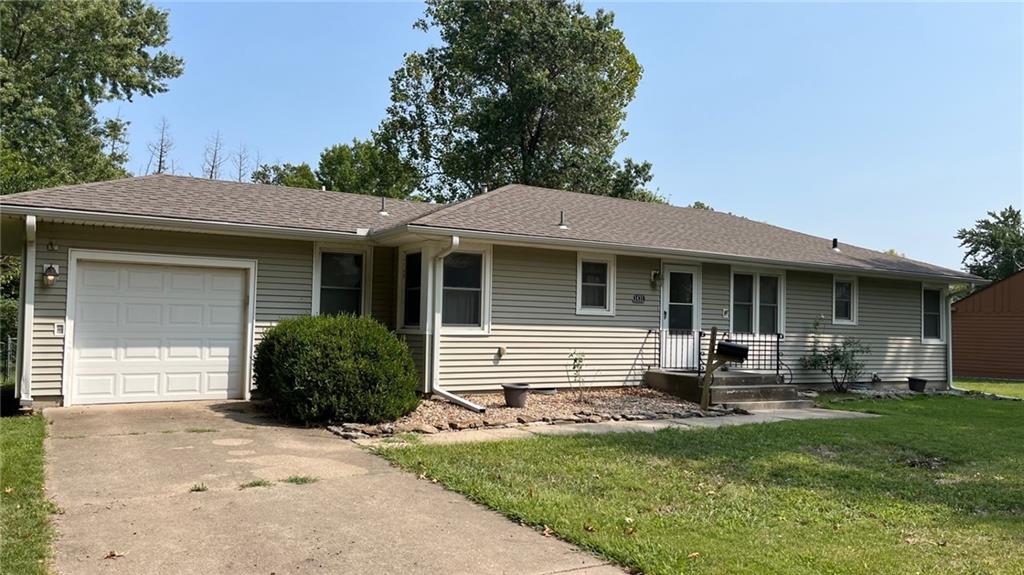 Listing Photo MLS #HMS2574000