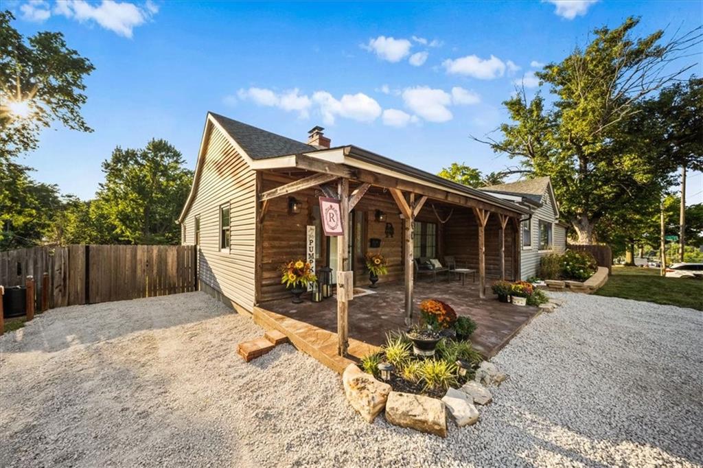 Listing Photo MLS #HMS2574015