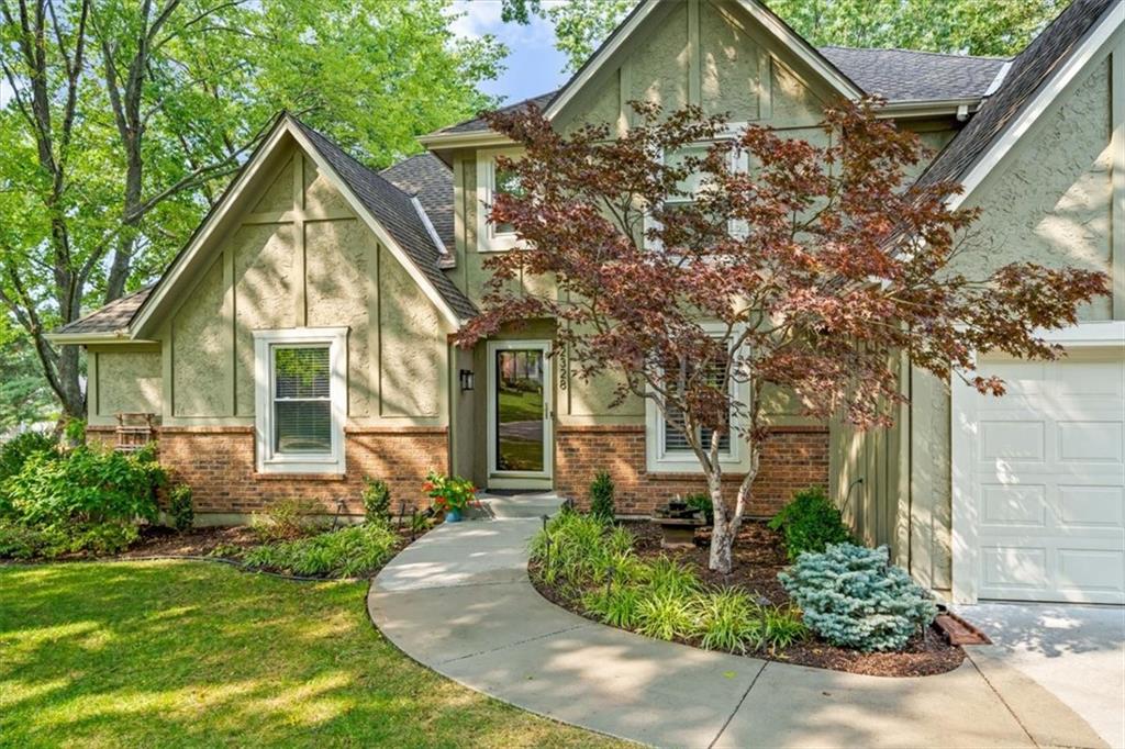 Listing Photo MLS #HMS2574078