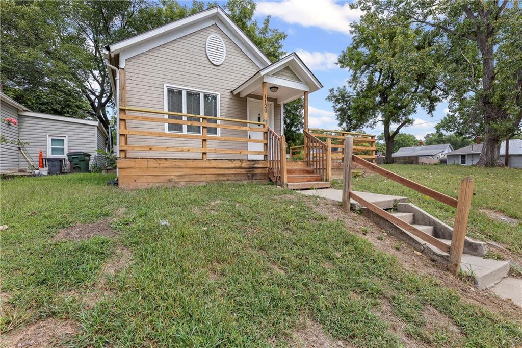 Listing Photo MLS #HMS2574084