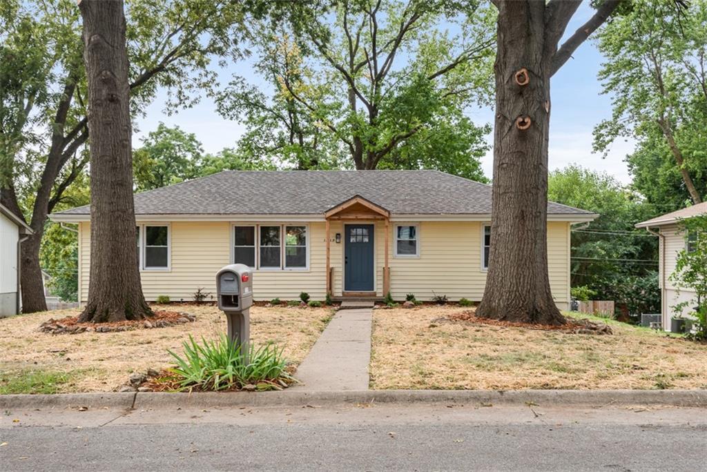 Listing Photo MLS #HMS2574189