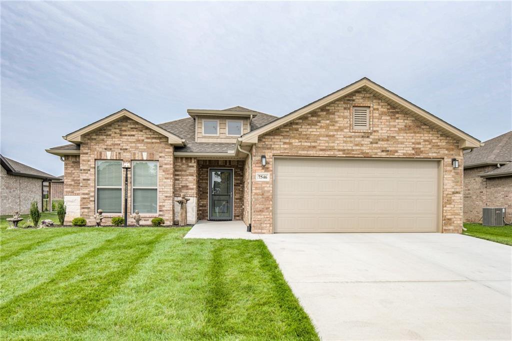 Listing Photo MLS #HMS2574245
