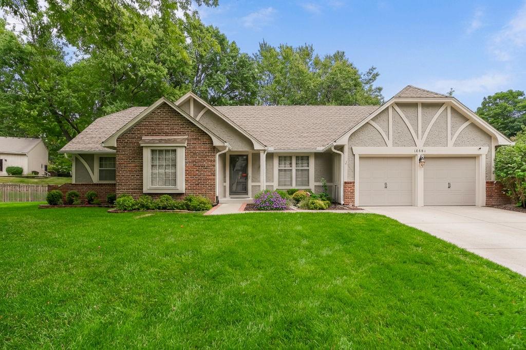 Listing Photo MLS #HMS2574302