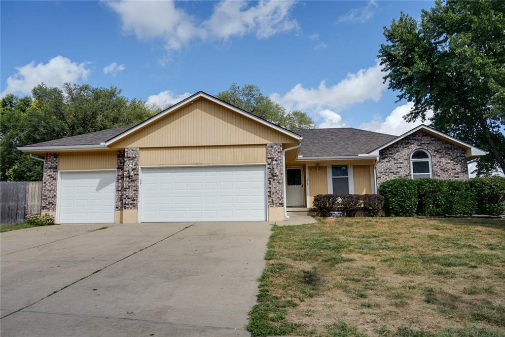 Listing Photo MLS #HMS2574355