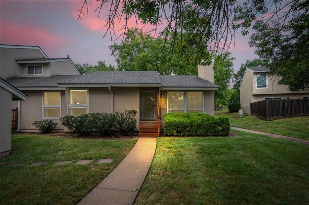Listing Photo MLS #HMS2574359