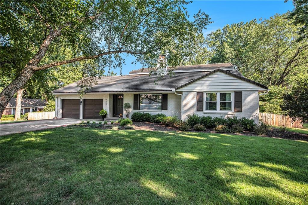 Listing Photo MLS #HMS2574411