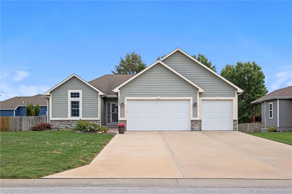 Listing Photo MLS #HMS2574509