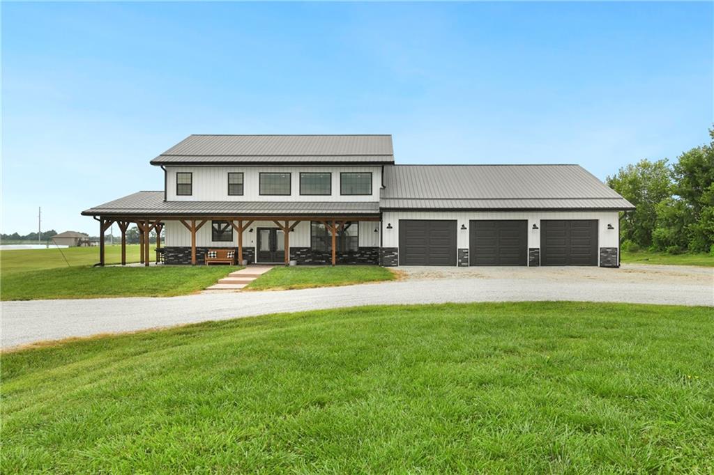 Listing Photo MLS #HMS2574554