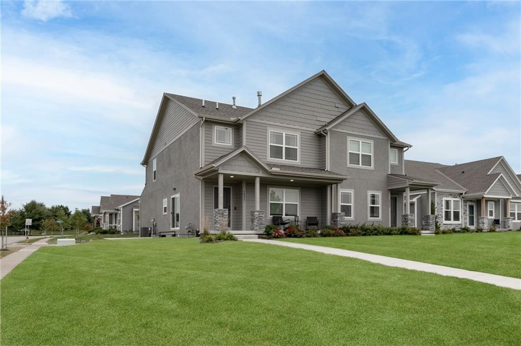 Listing Photo MLS #HMS2574665