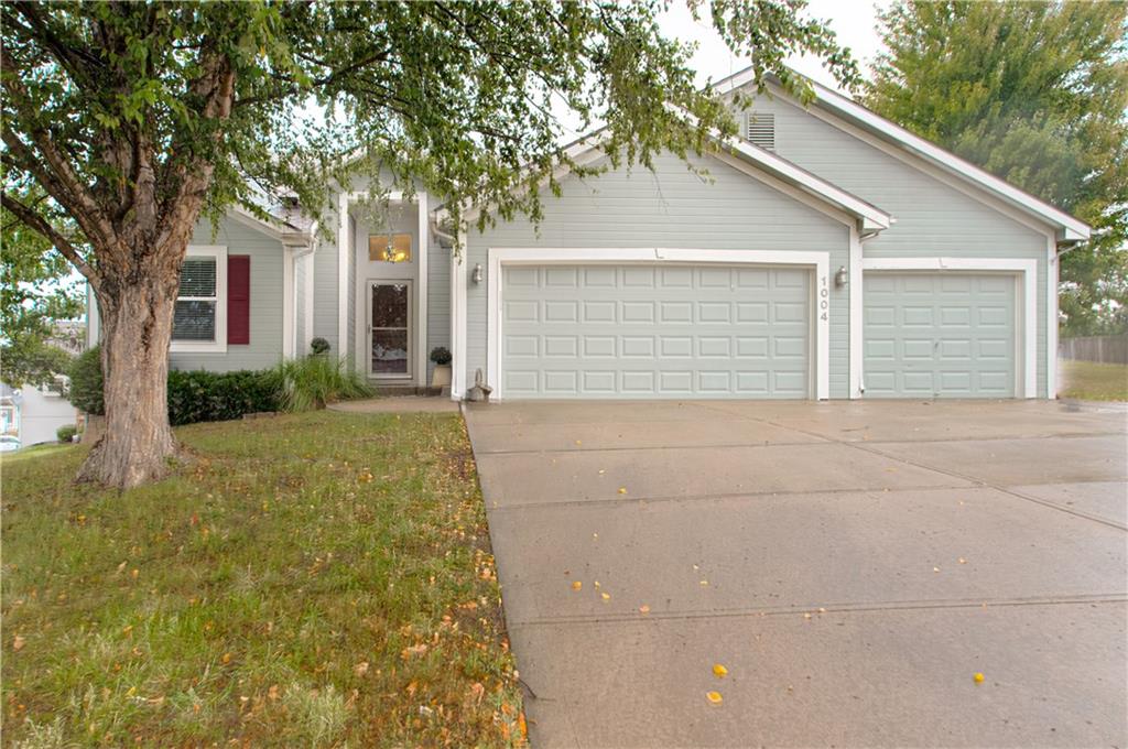 Listing Photo MLS #HMS2574726