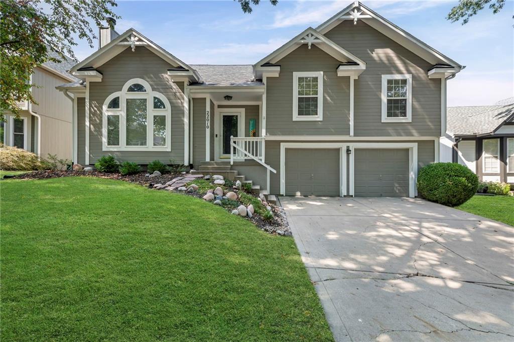 Listing Photo MLS #HMS2574768