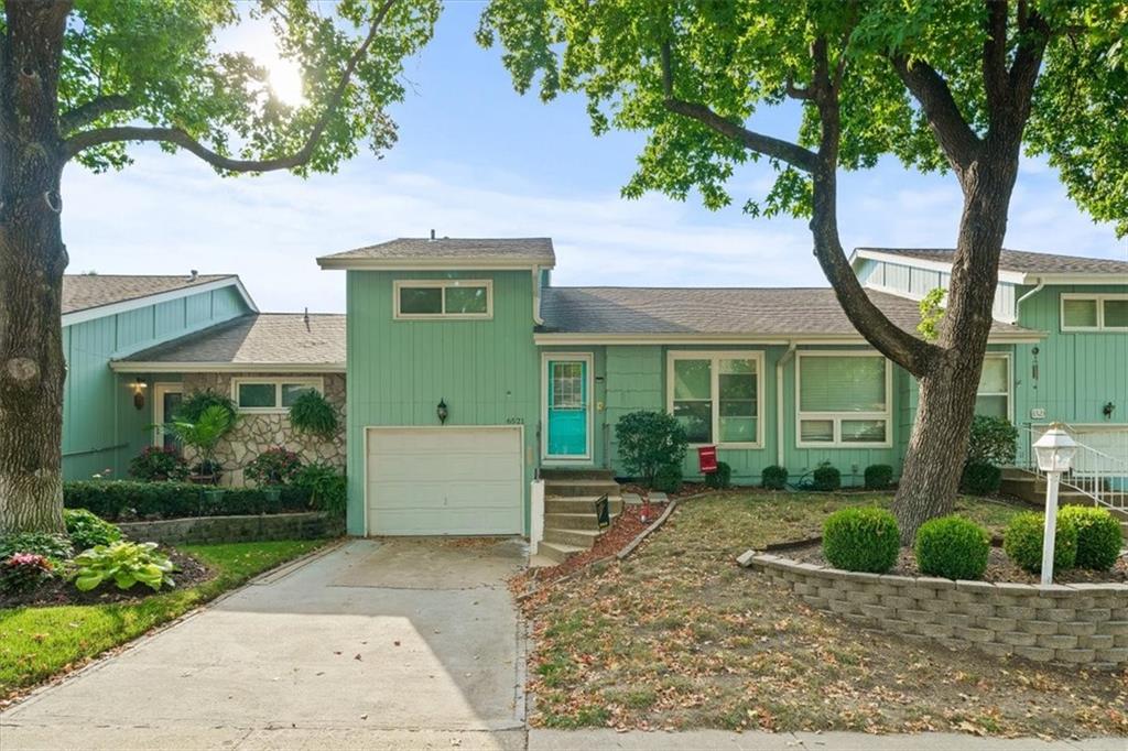 Listing Photo MLS #HMS2574821