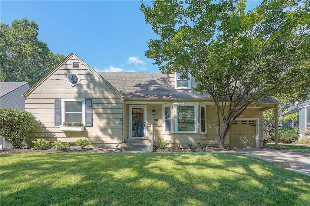 Listing Photo MLS #HMS2574950