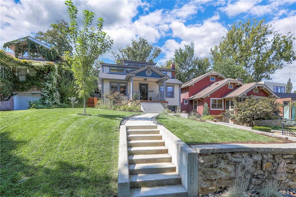 Listing Photo MLS #HMS2574966