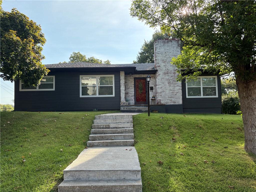 Listing Photo MLS #HMS2575104