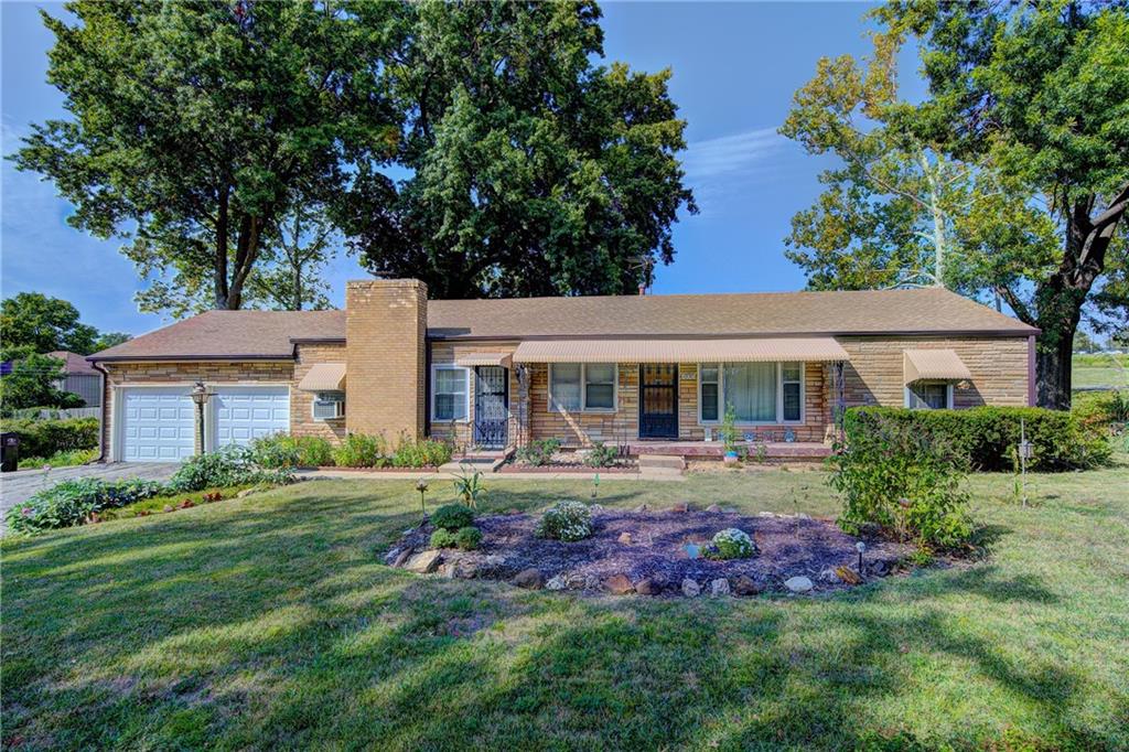 Listing Photo MLS #HMS2575127