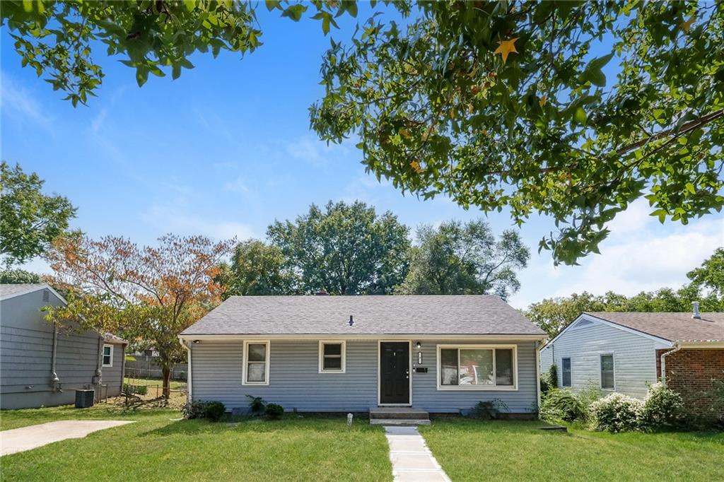 Listing Photo MLS #HMS2575133