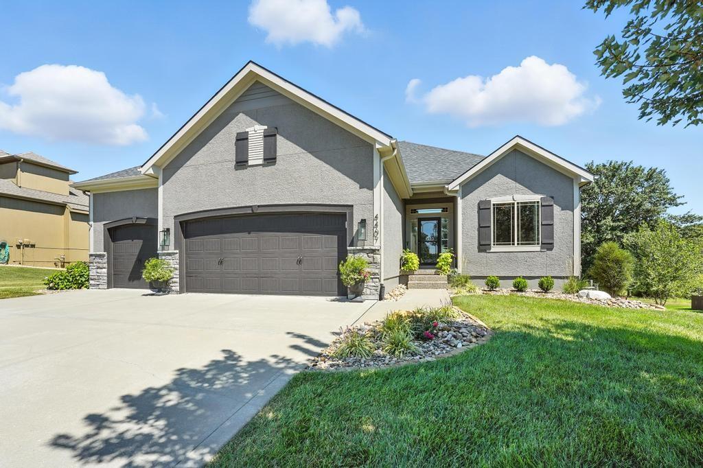 Listing Photo MLS #HMS2575166