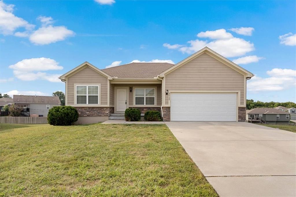 Listing Photo MLS #HMS2575295