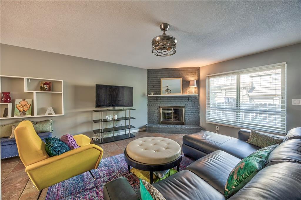 Listing Photo MLS #HMS2575330