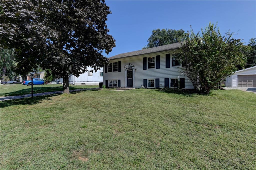 Listing Photo MLS #HMS2575363