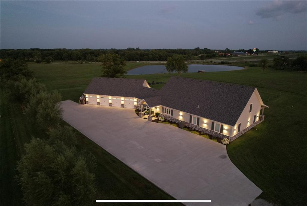 Listing Photo MLS #HMS2575392