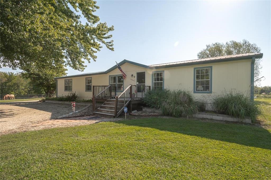 Listing Photo MLS #HMS2575446