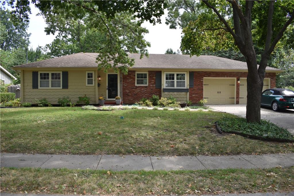 Listing Photo MLS #HMS2575573