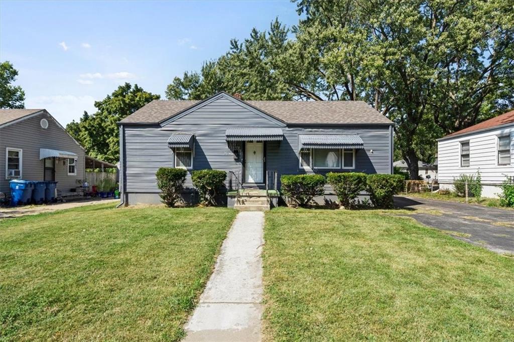 Listing Photo MLS #HMS2575602