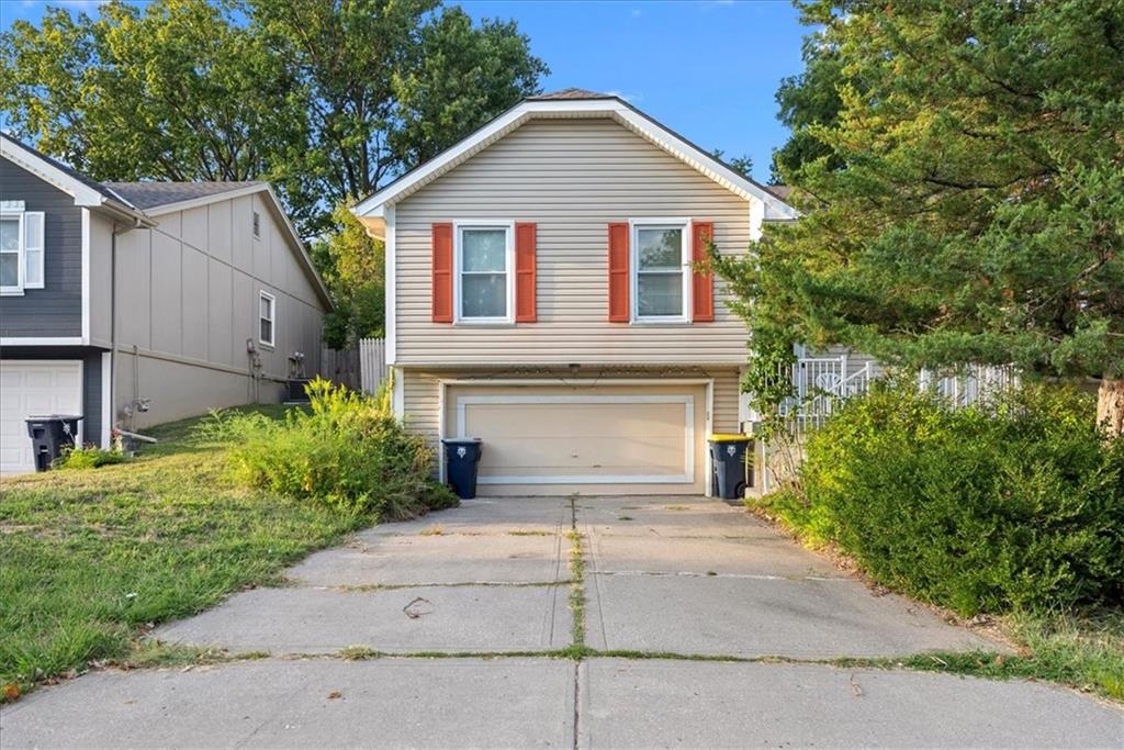 Listing Photo MLS #HMS2575612
