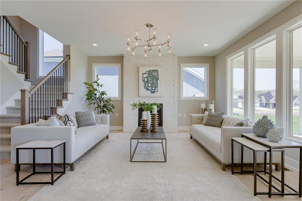 Listing Photo MLS #HMS2575625