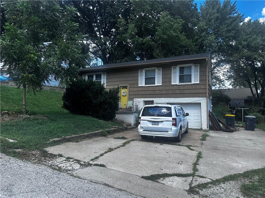 Listing Photo MLS #HMS2575723