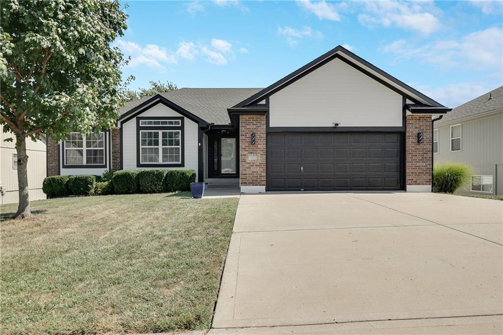 Listing Photo MLS #HMS2575731