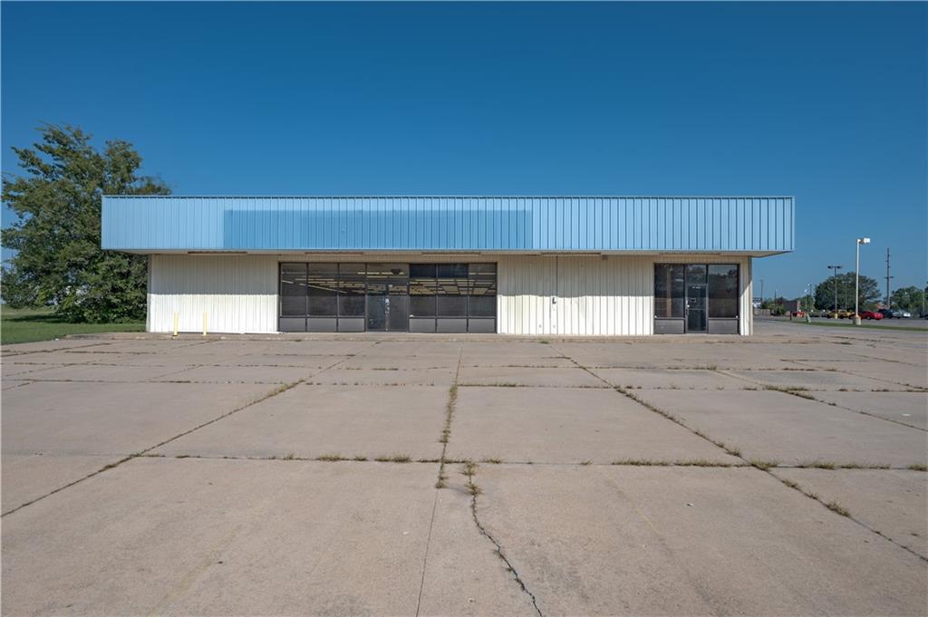 Listing Photo MLS #HMS2575770