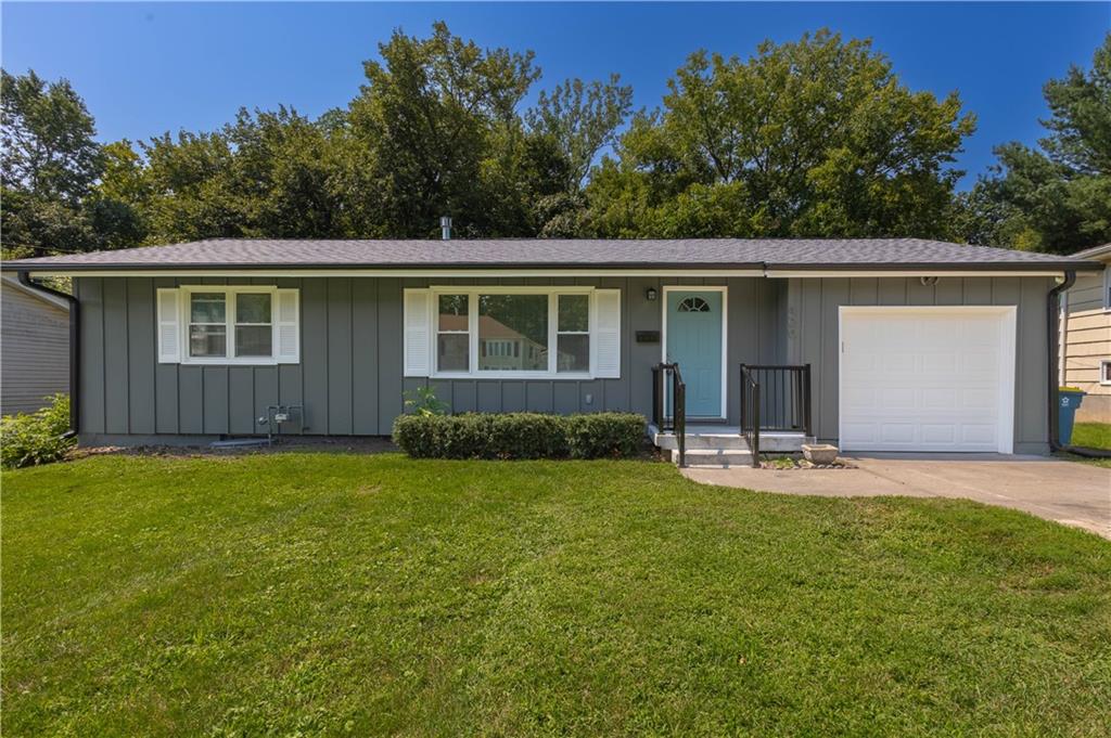 Listing Photo MLS #HMS2575795