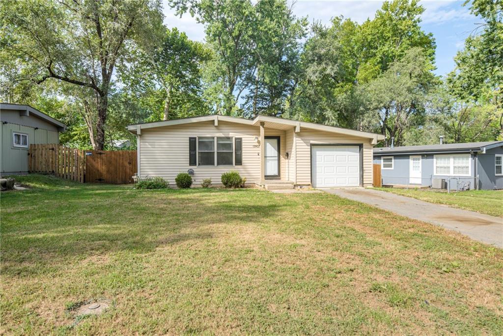 Listing Photo MLS #HMS2575838