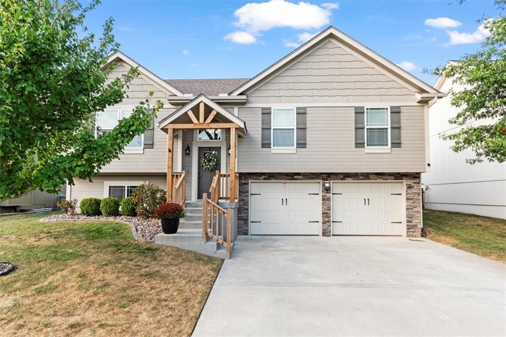 Listing Photo MLS #HMS2575878