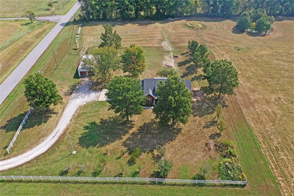 Listing Photo MLS #HMS2575917