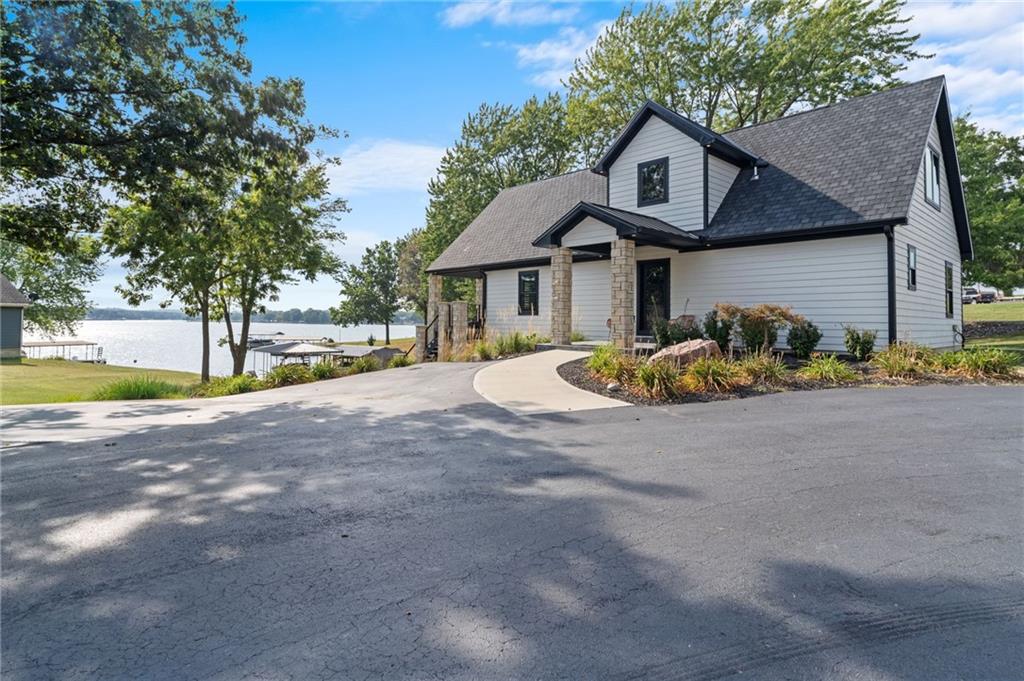 Listing Photo MLS #HMS2575973