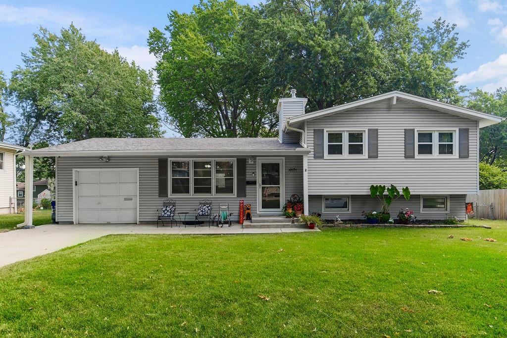 Listing Photo MLS #HMS2575976