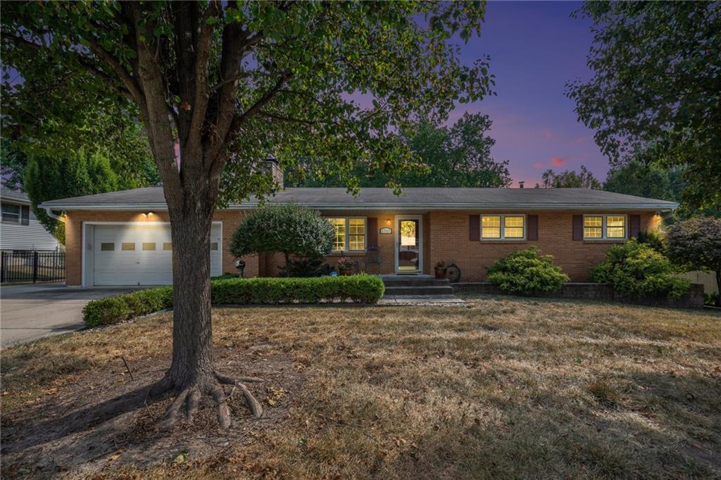 Listing Photo MLS #HMS2576067