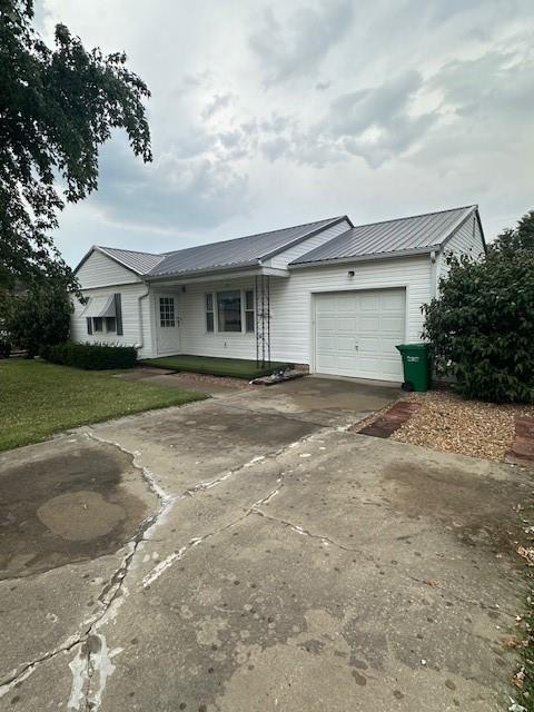 Listing Photo MLS #HMS2576071