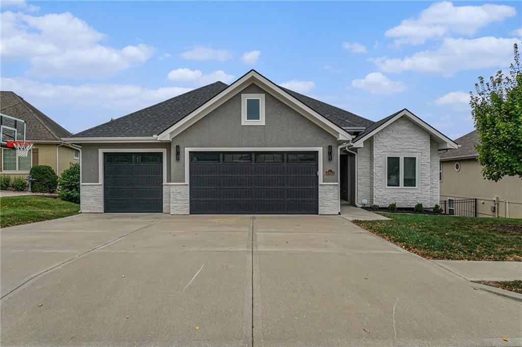 Listing Photo MLS #HMS2576172