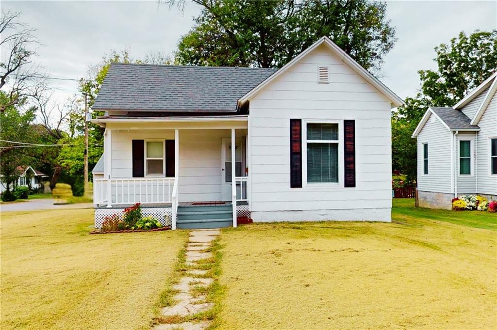 Listing Photo MLS #HMS2576213