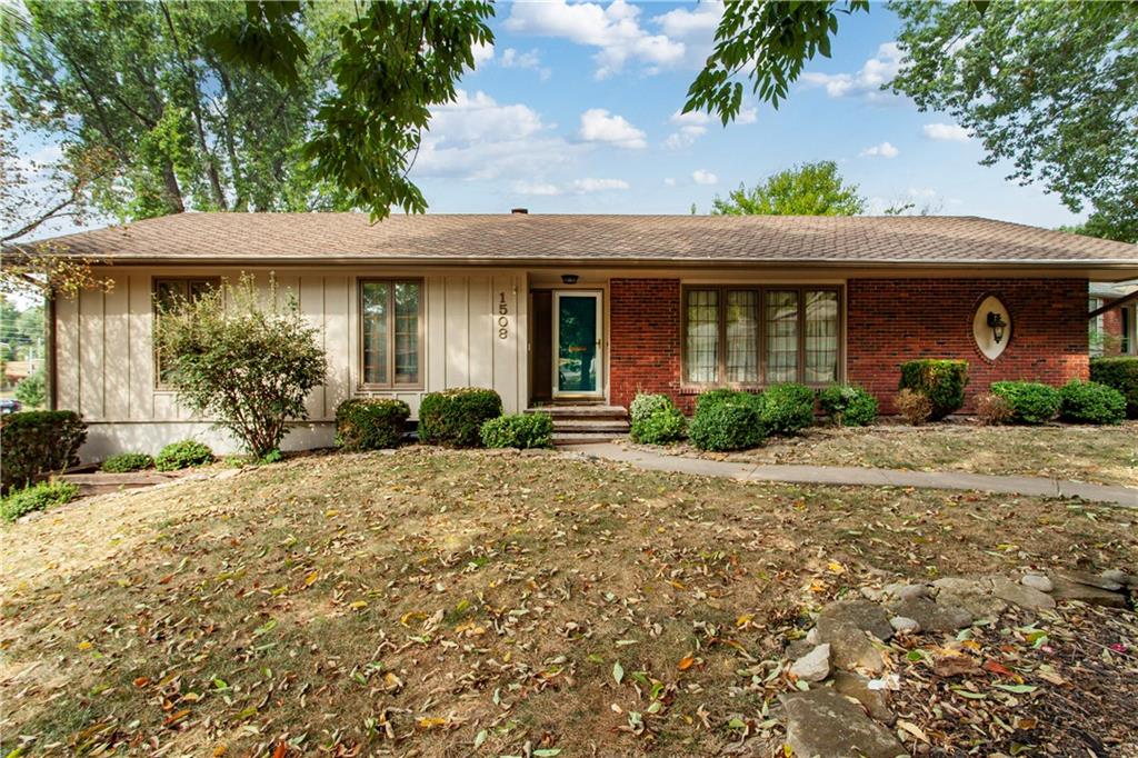 Listing Photo MLS #HMS2576380