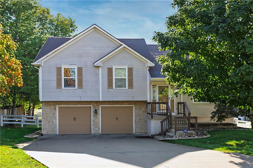 Listing Photo MLS #HMS2576550