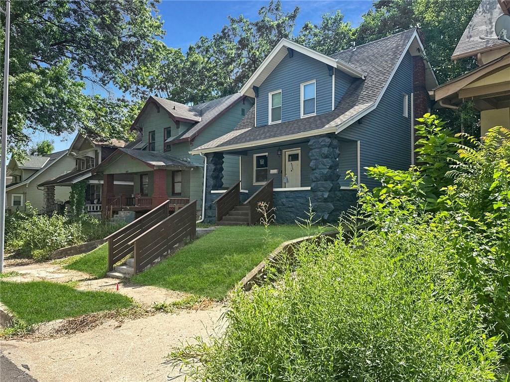 Listing Photo MLS #HMS2576573