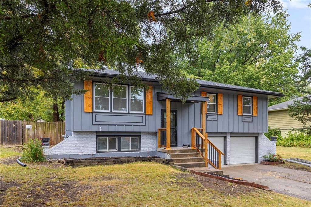 Listing Photo MLS #HMS2576587