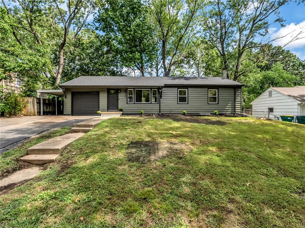 Listing Photo MLS #HMS2576674