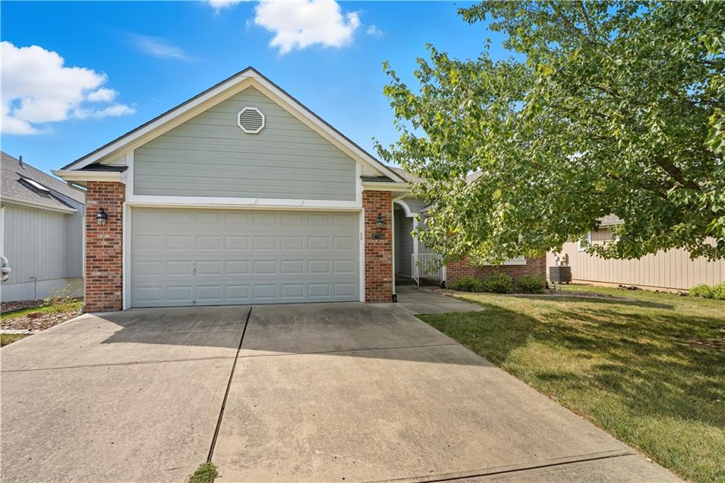 Listing Photo MLS #HMS2576739
